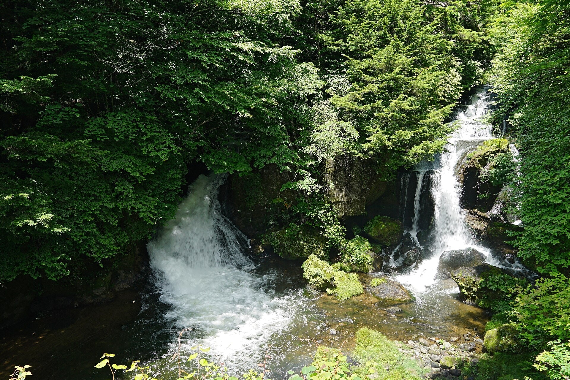 Ryuzu Falls